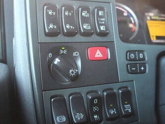 2014-scania-g410-1434096-46093141