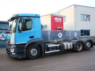 Image for Container Frame Trucks 2016 Mercedes-Benz Antos 2533