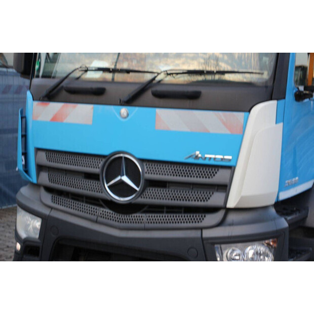 2016 Mercedes-Benz Antos 2533-46093240