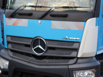 2016-mercedes-benz-antos-2533-1434099-46093240