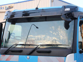 2016-mercedes-benz-antos-2533-1434099-46093241