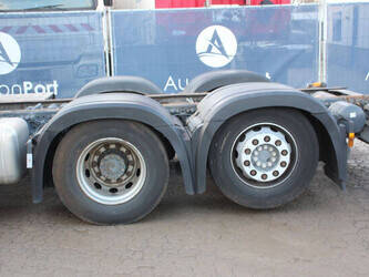 2016-mercedes-benz-antos-2533-1434099-46093247