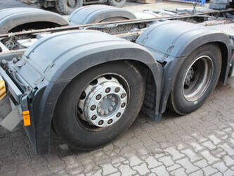 2016-mercedes-benz-antos-2533-1434099-46093253