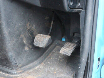 2016-mercedes-benz-antos-2533-1434099-46093257