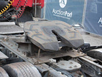 2016-daf-cf-440-1434102-46093377