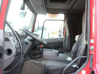 2016-daf-cf-440-1434102-46093383