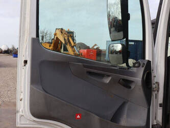 2010-mercedes-benz-atego-816-1434104-46093479