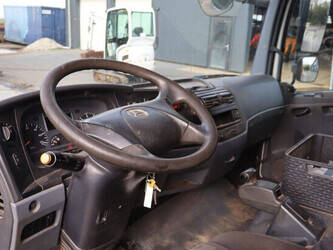 2010-mercedes-benz-atego-816-1434104-46093482