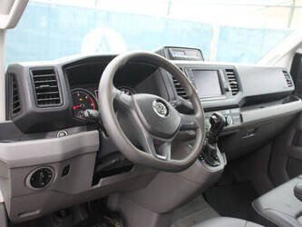 2019-volkswagen-crafter-1434105-46093538