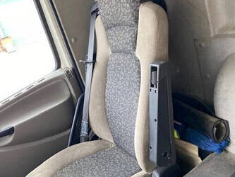 2010-daf-cf-1434107-46093625