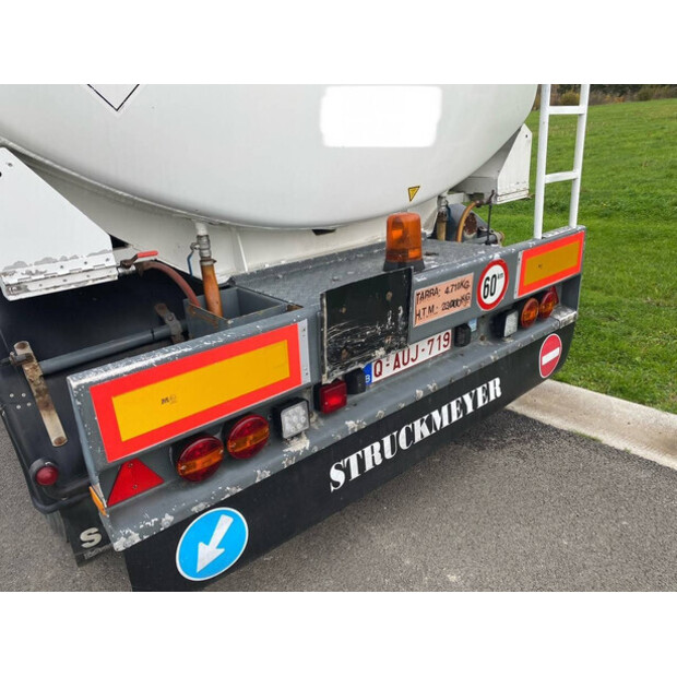 1995 Stokota B21019-46093674