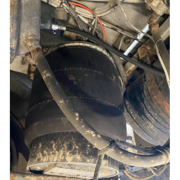 1995 Stokota B21019-46093675