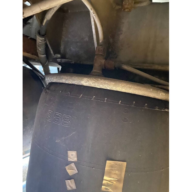 1995 Stokota B21019-46093678