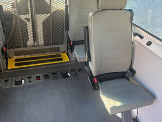 2019-volkswagen-crafter-1434112-46093713