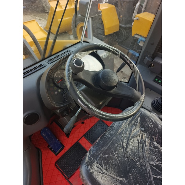 2025 SDLG LG956F-46093797