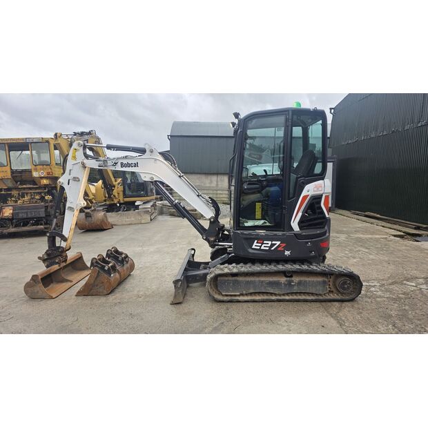 2023 بوبكات E27Z-46093813