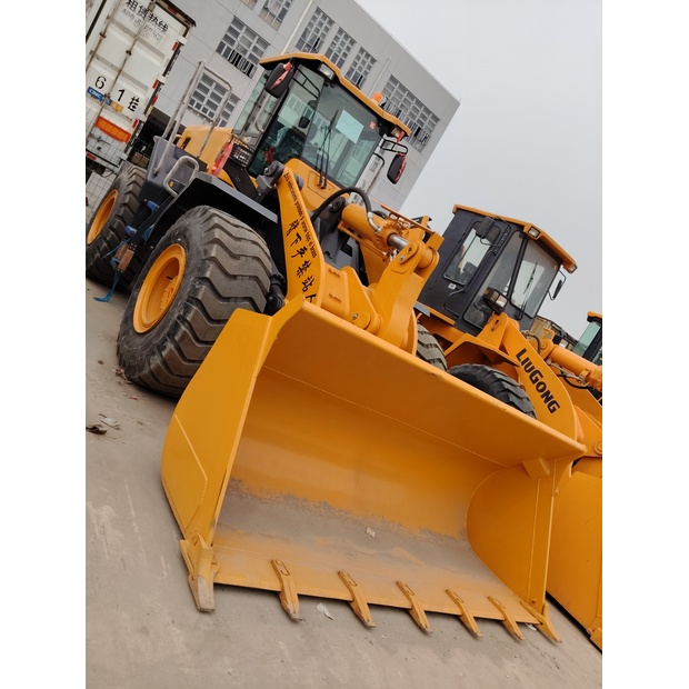 2025 SDLG LG958F-46093886