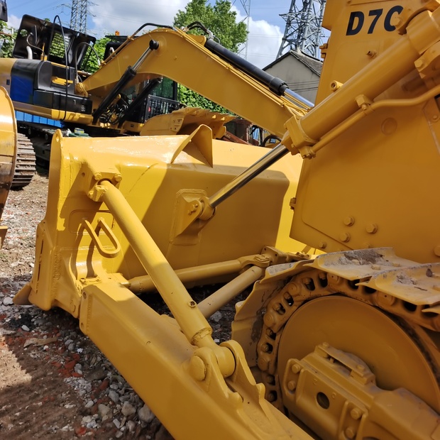 2025 Caterpillar D7G-46094157