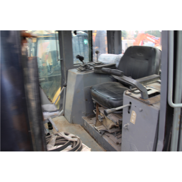 2025 كاتربيلر D7R-46094174