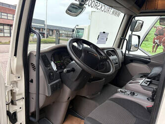 2015-daf-lf-210-fa-1434187-46095295