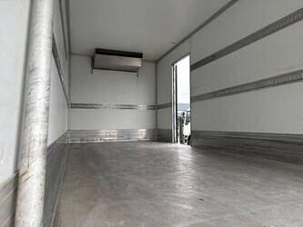 2015-daf-lf-210-fa-1434187-46095302