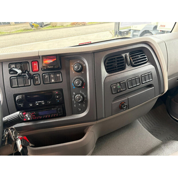 2015 DAF LF 210 FA-46095312