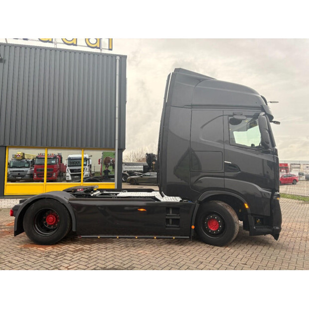 2024 Iveco AS440ST/FP-46095336