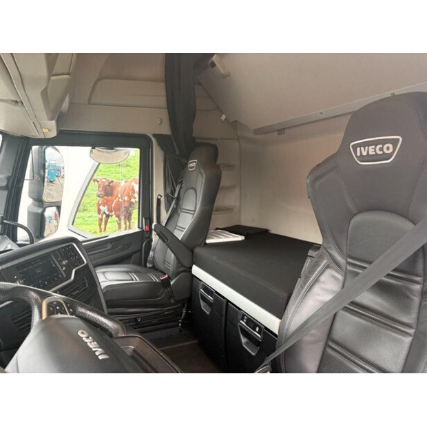 2024 Iveco AS440ST/FP-46095342