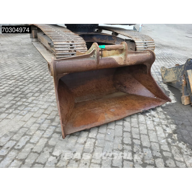 2015 هيتاشى ZX210LC-5B-46095370