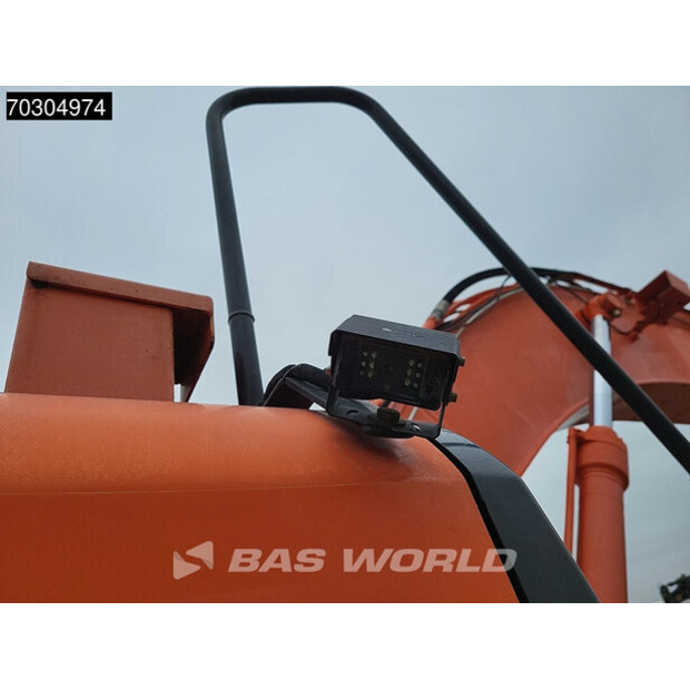 2015 هيتاشى ZX210LC-5B-46095385