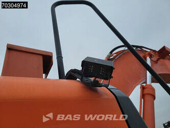 2015-hitachi-zx210lc-5b-1396651-46095385