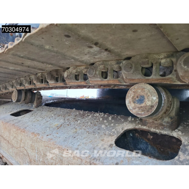 2015 هيتاشى ZX210LC-5B-46095392