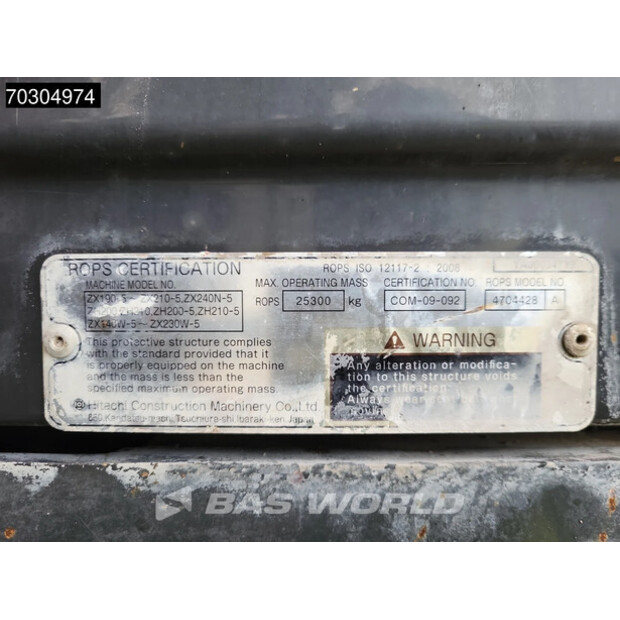 2015 هيتاشى ZX210LC-5B-46095402