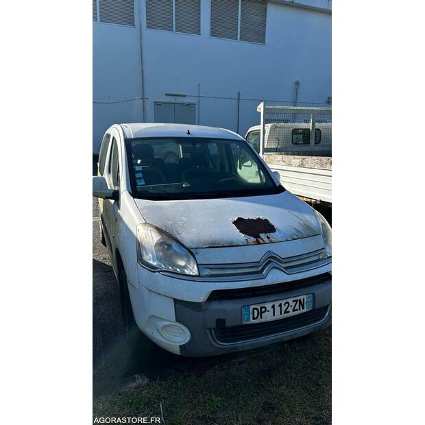 2015 Citroen BERLINGO-46108706