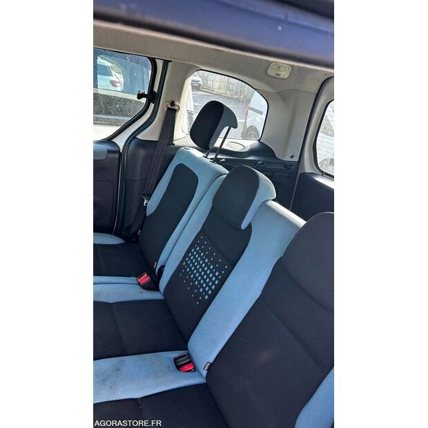 2015 Citroen BERLINGO-46108708