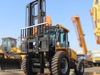 Image de Chariots élévateurs tout terrain 2025 CMPL RT455