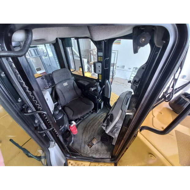 2022 Caterpillar D8T-46108786