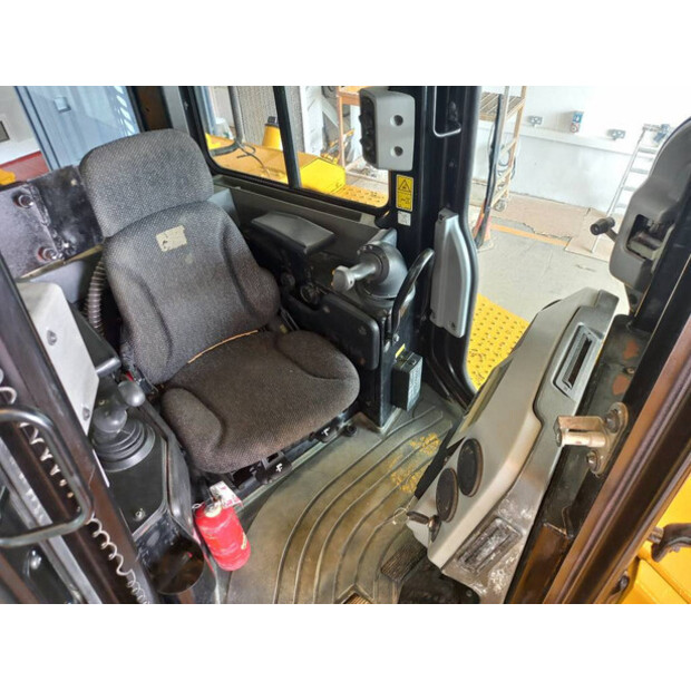 2022 Caterpillar D8T-46108795