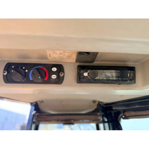 2017 كاتربيلر D9T-46109440