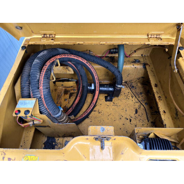 2008 Caterpillar 320DL-46109536