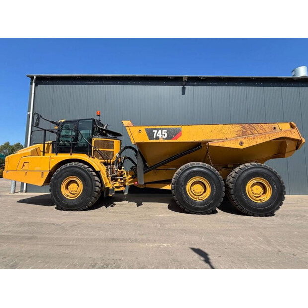2018 Caterpillar 745-46110723