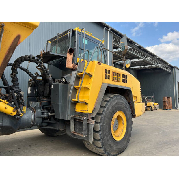 2012 Komatsu HM400-3-46110880