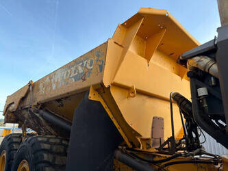 2015-volvo-a25g-1434296-46110903