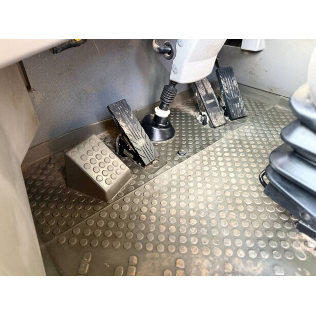 2015 Volvo A25G-46110926