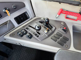 2015-volvo-a25g-1434296-46110929