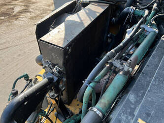 2010-volvo-a40e-1434298-46111034