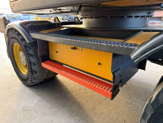 2016-volvo-ewr150e-1434325-46112108