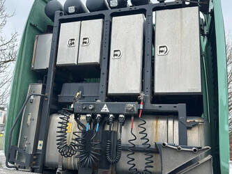 2016-mercedes-benz-actros-4163-46112366