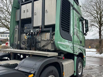 2016-mercedes-benz-actros-4163-46112368