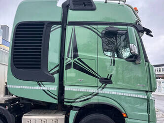 2016-mercedes-benz-actros-4163-46112370